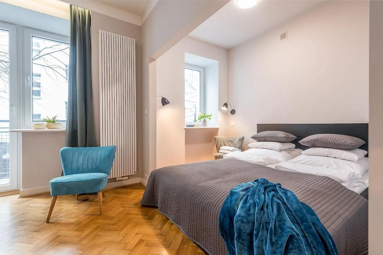 Apartment For Rent Warsaw Center 0*,